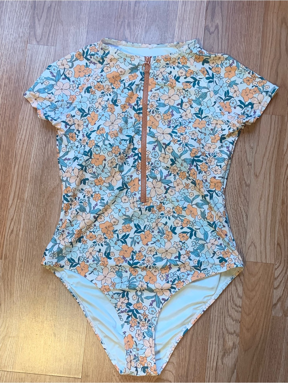 Cupshe Floral Zip-Front One-Piece Swimsuit in Light Blue and Peach